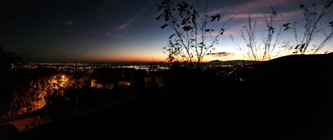Villa Carobni Pogled Zagabria Esterno foto