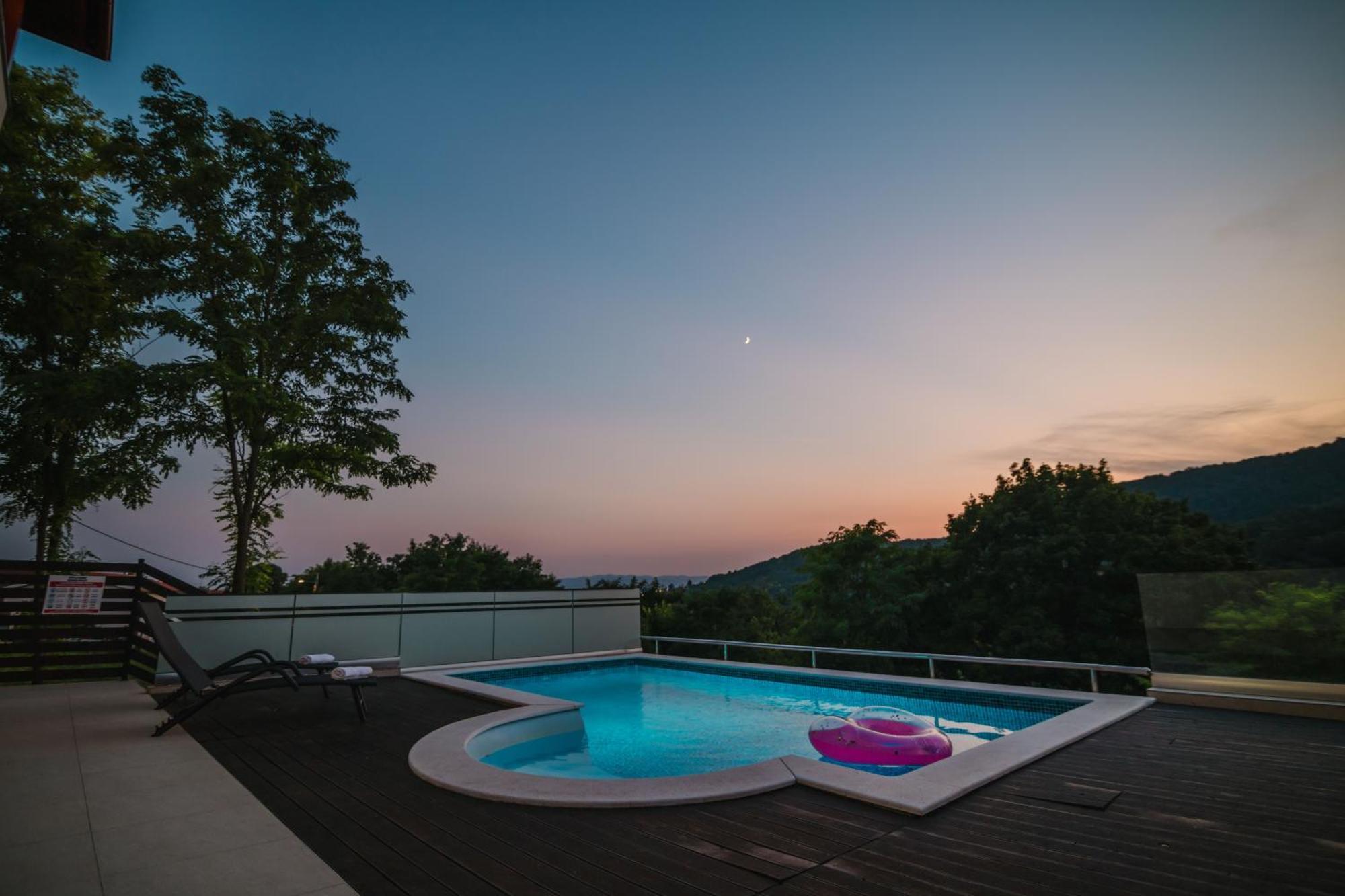 Villa Carobni Pogled Zagabria Esterno foto
