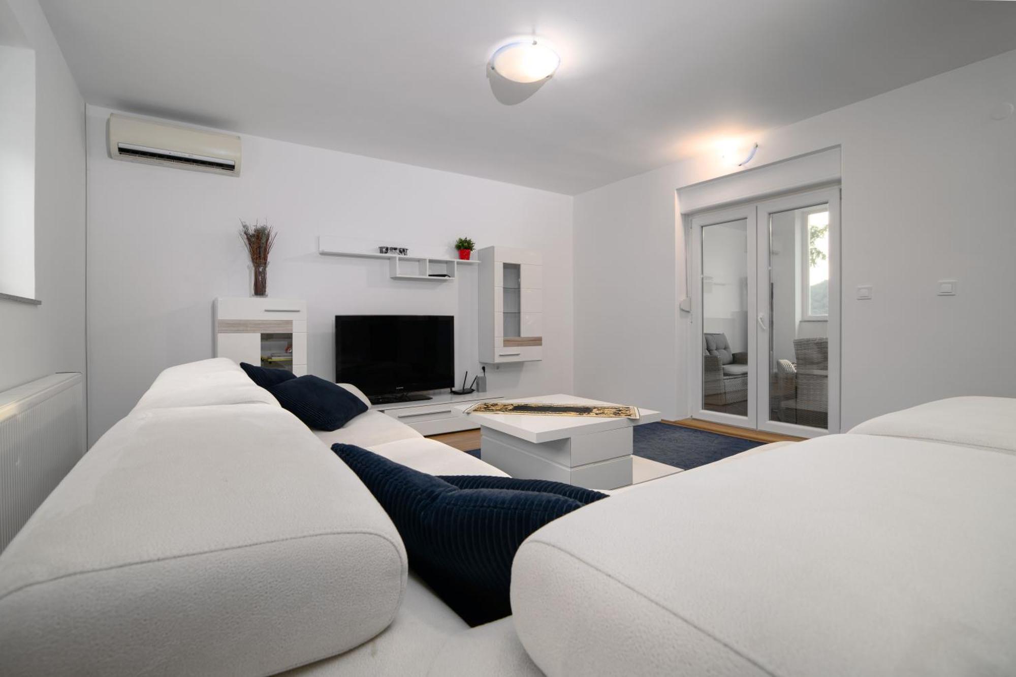 Villa Carobni Pogled Zagabria Esterno foto